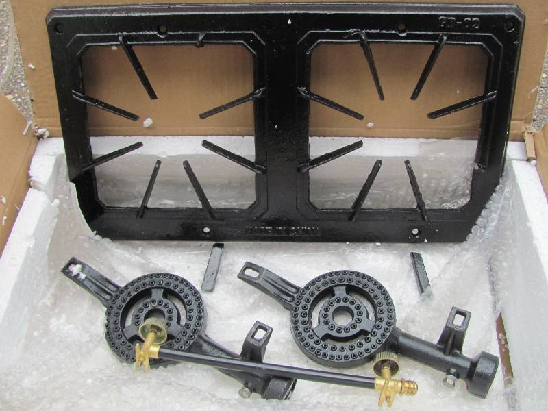 lot 31 image: Cast Iron Stoves
