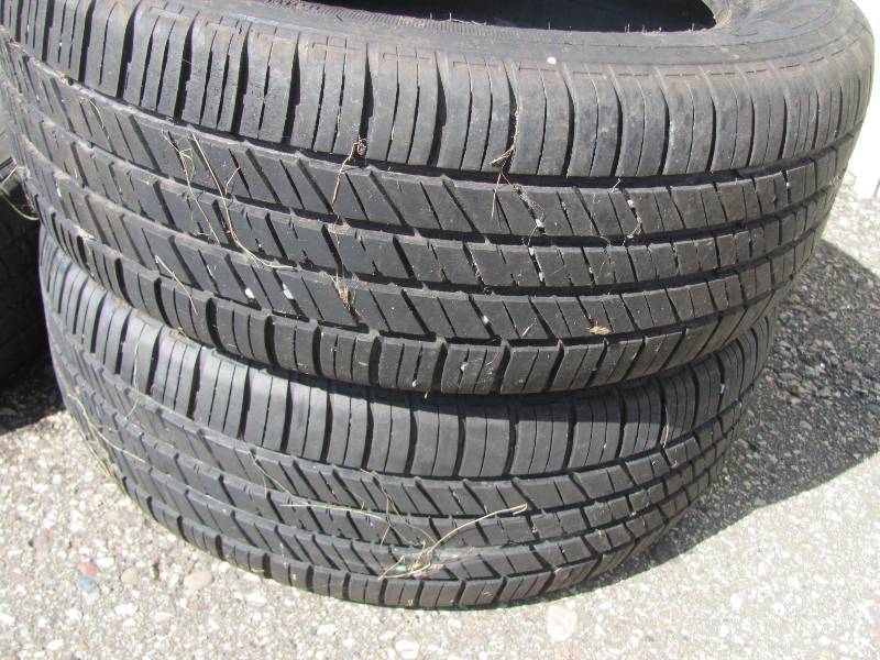 lot 79 image: Tires