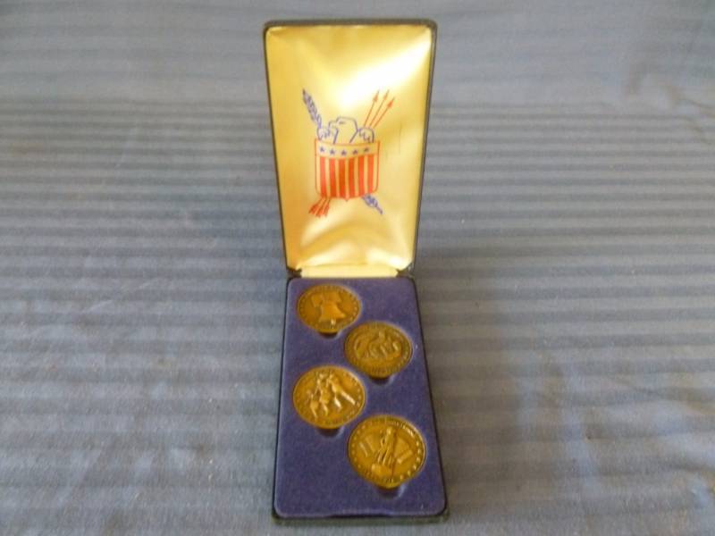 lot 20 image: Freedom Coin Set