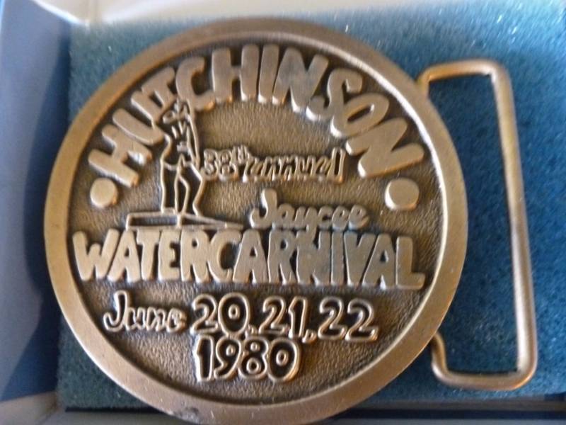 lot 52 image: Collectible Belt Buckle