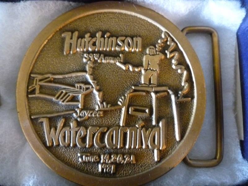 lot 55 image: Collectible Belt Buckle