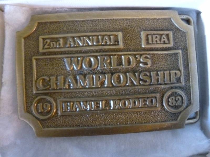 lot 66 image: Collectible Belt Buckle