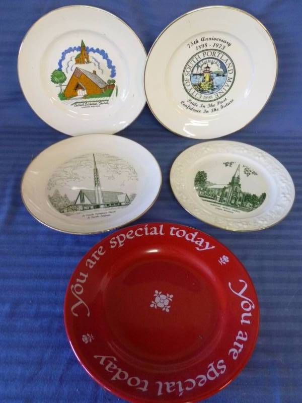 lot 109 image: Advertisement Plates