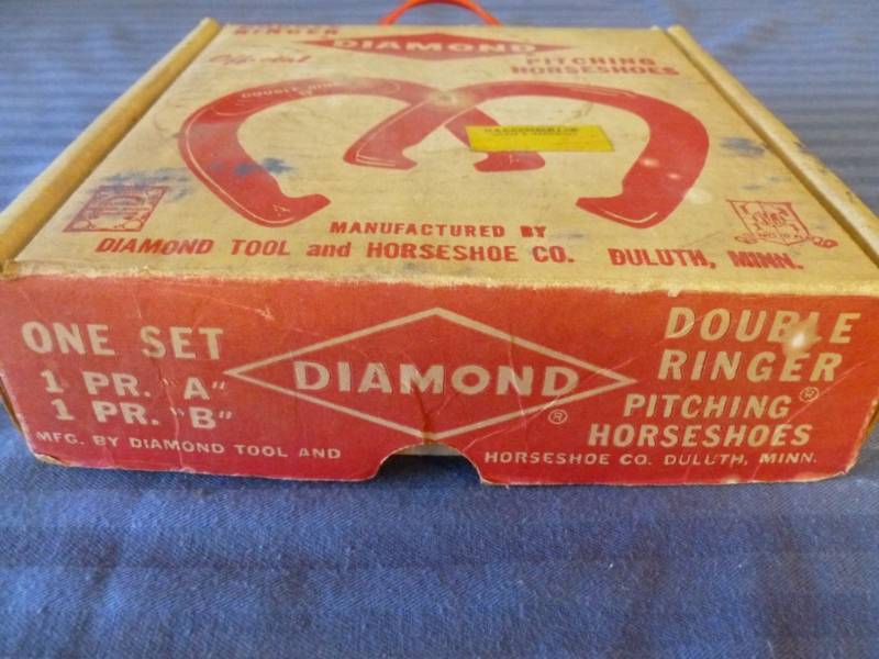 lot 129 image: Vintage Horseshoe Set
