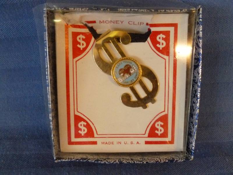 lot 158 image: Advertisement Item