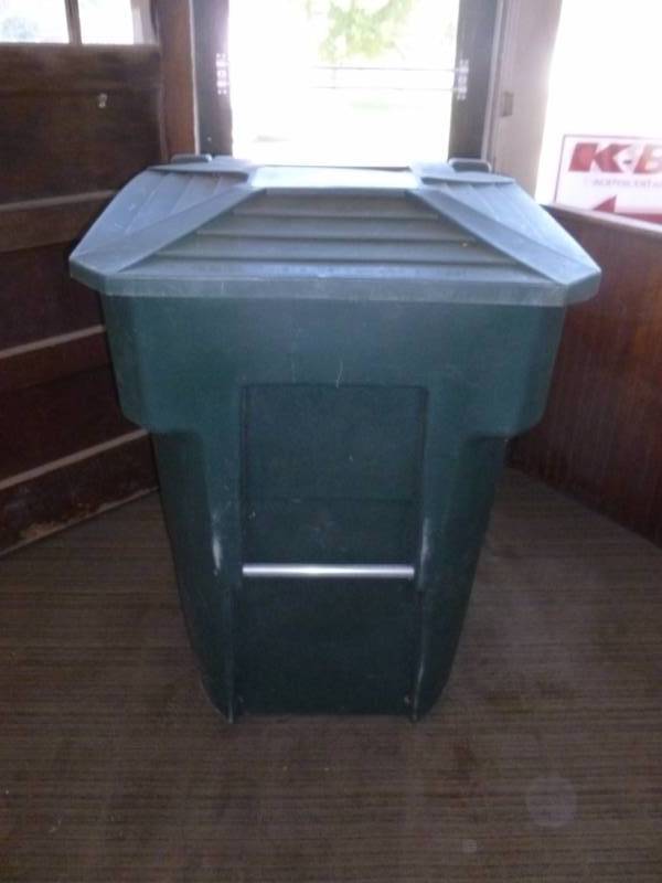lot 197 image: Huge Garbage Can
