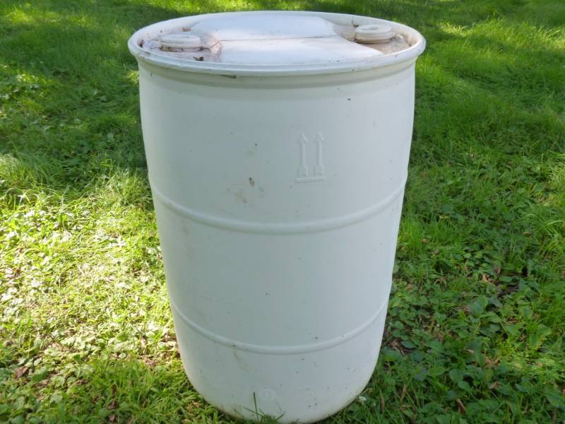 lot 209 image: Plastic Barrel