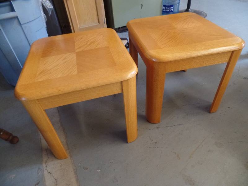 lot 8 image: Oak End Tables