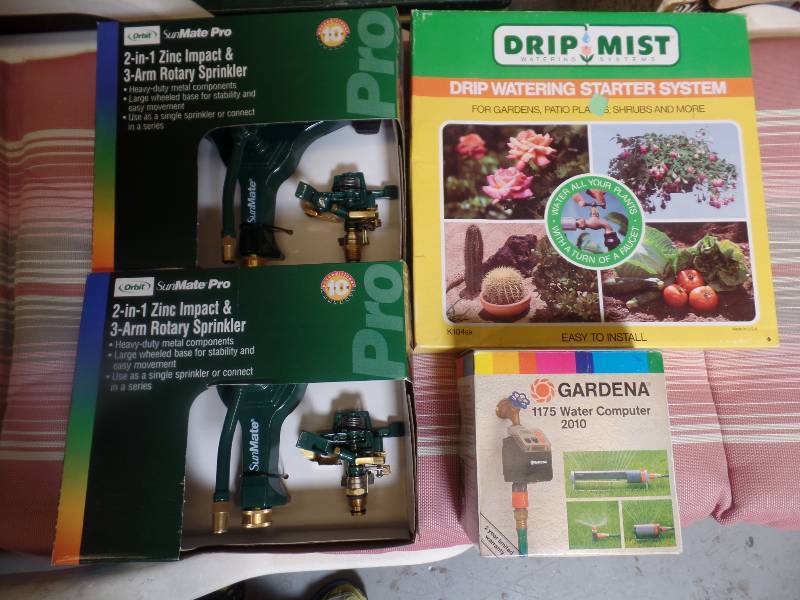 lot 23 image: Yard Watering Devices