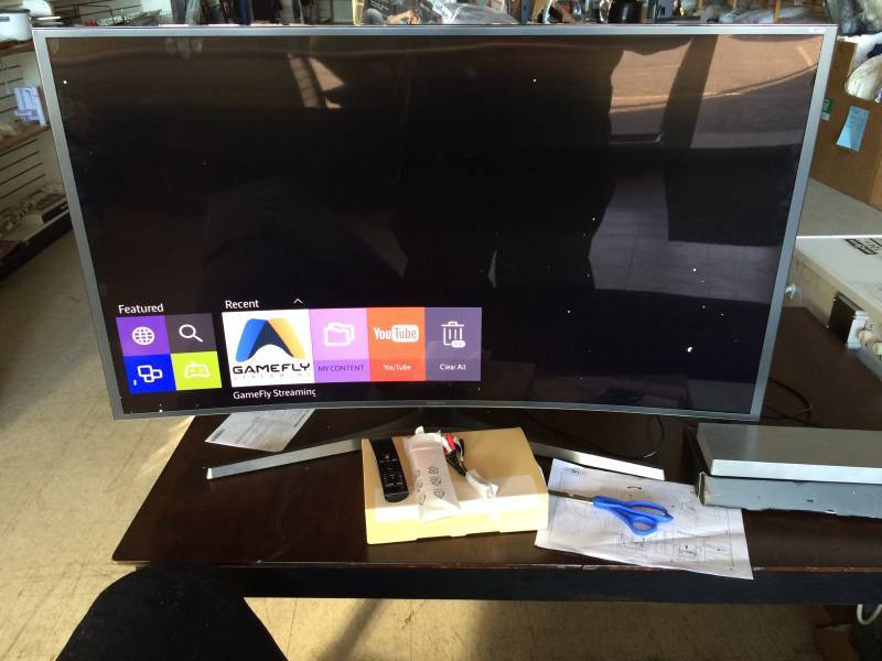 Samsung 48 Curved UHD 4K LED 3D Smart TV retail $1,400