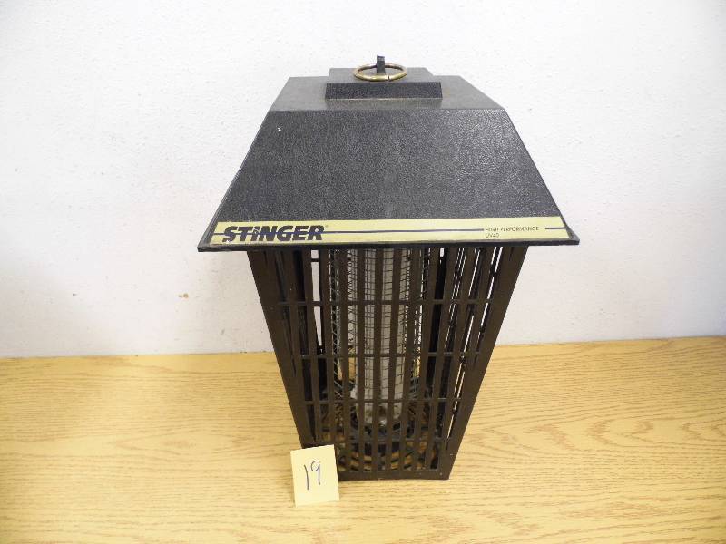 lot 19 image: Stringer Bug Zapper