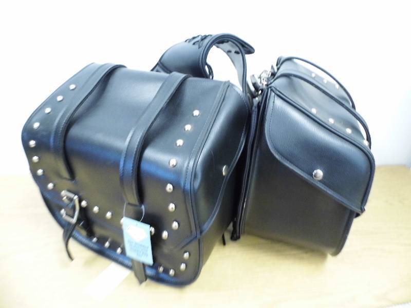 diamond plate saddle bags