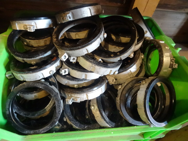 Grounding Bushings