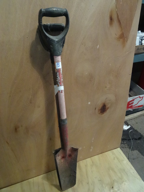 2 Trench Shovels