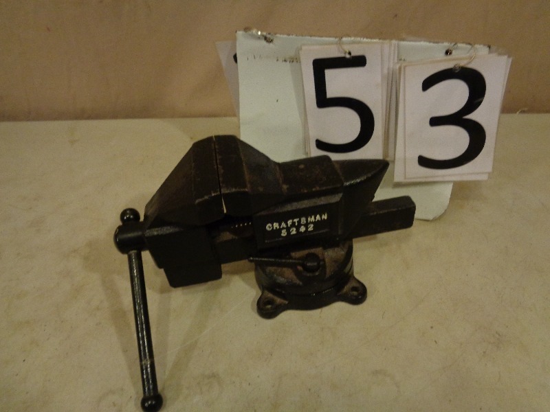 lot 53 image: Craftsman Vise
