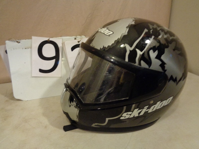 lot 92 image: Ski Doo Helmet