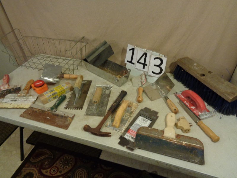 lot 143 image: Drywall Tools and More