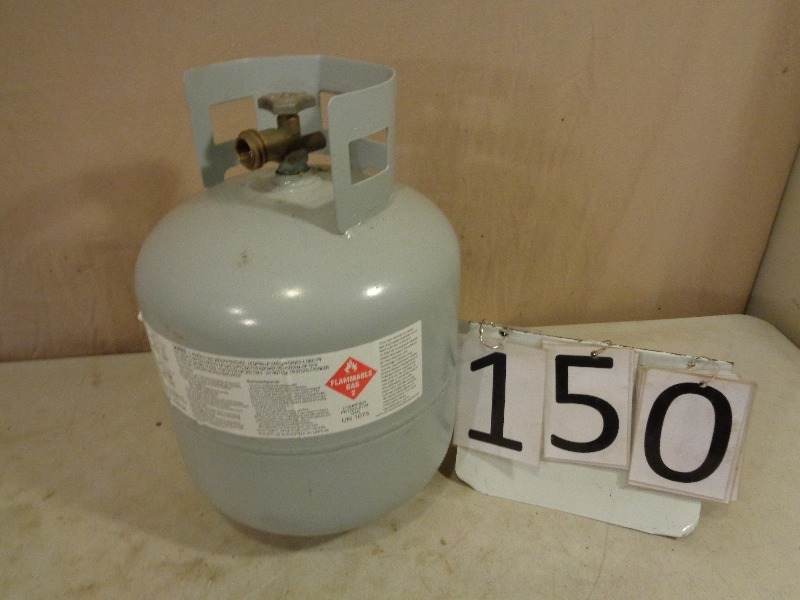 lot 150 image: 20 lb Propane Tank, New Valve