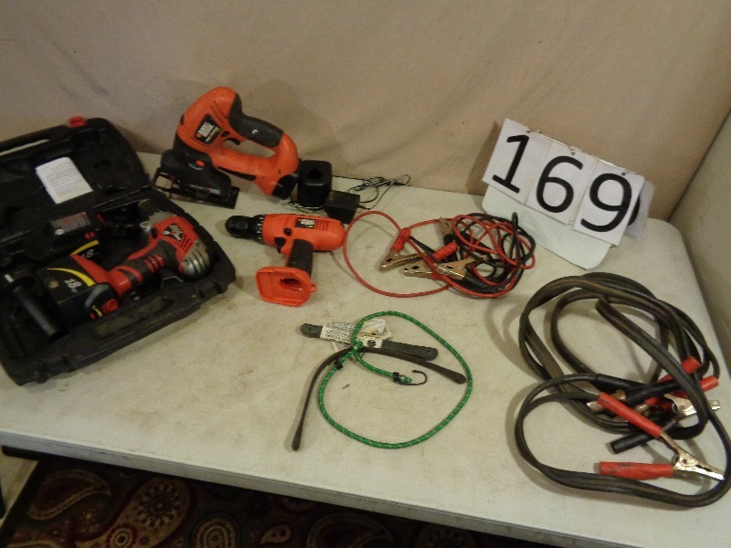 lot 169 image: Tools and Jumper Cables