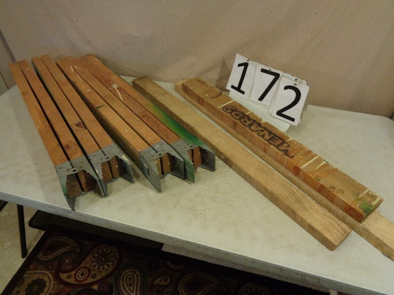 lot 172 image: Pair of Sawhorses
