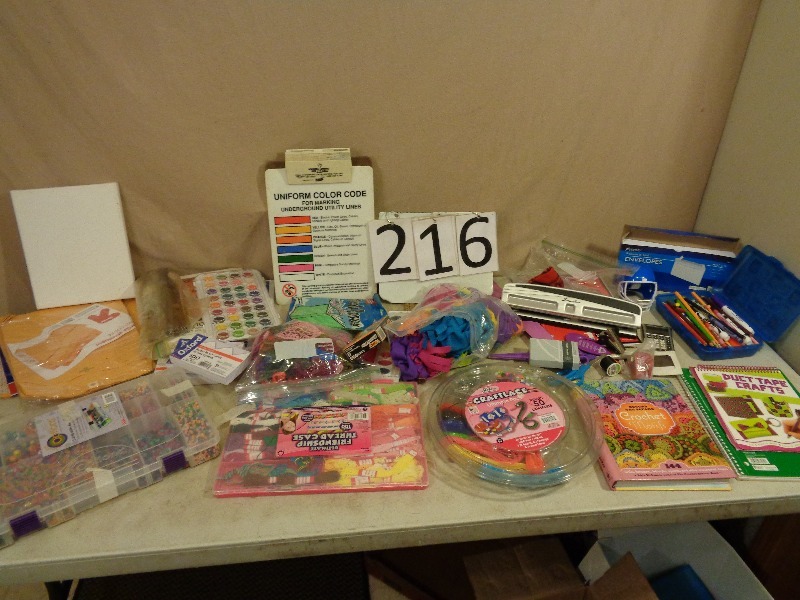 lot 216 image: Assorted Craft Items
