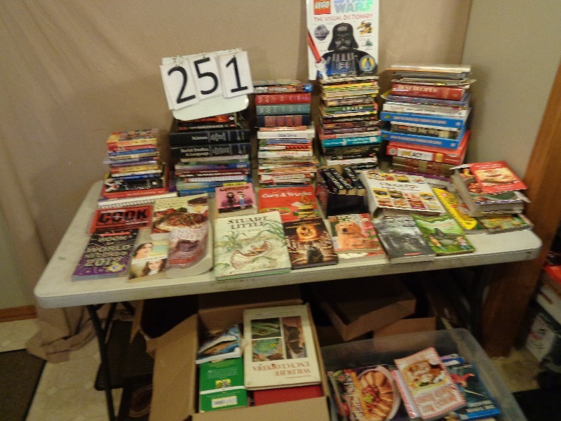 lot 251 image: Large Assortment of Books