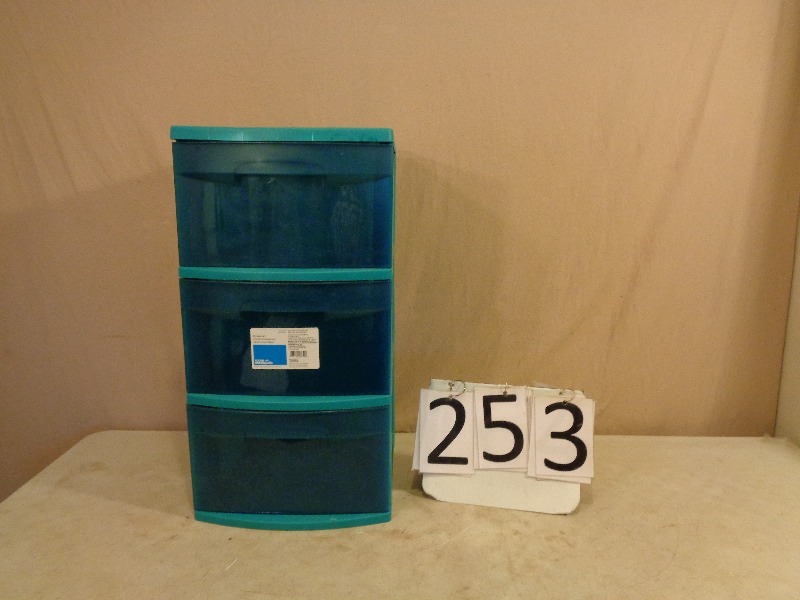 lot 253 image: 3 Drawer Storage Container