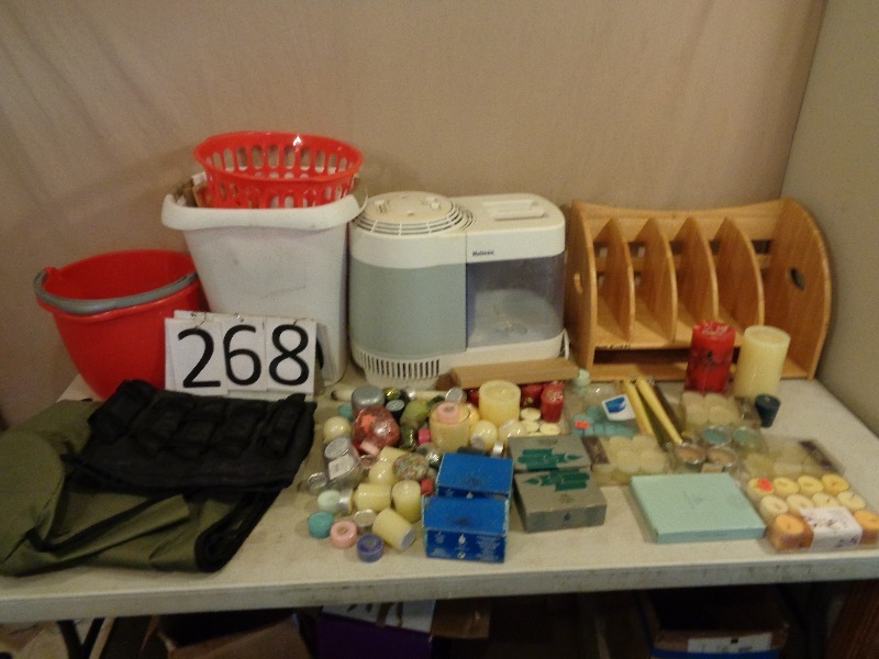 lot 268 image: Candles, Humidifier, and Decor