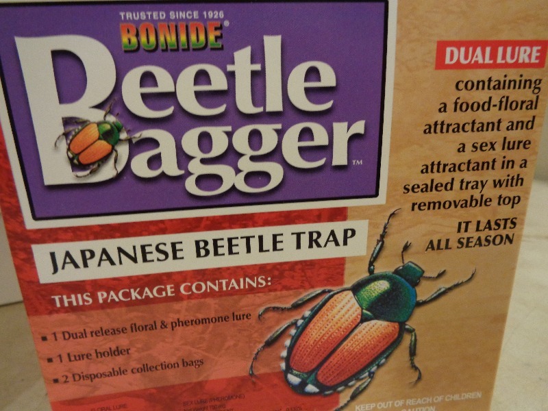lot 59 image: Bonide Beetle Traps