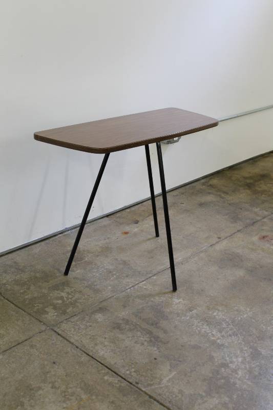 Small Plastic Laminate Table with T...