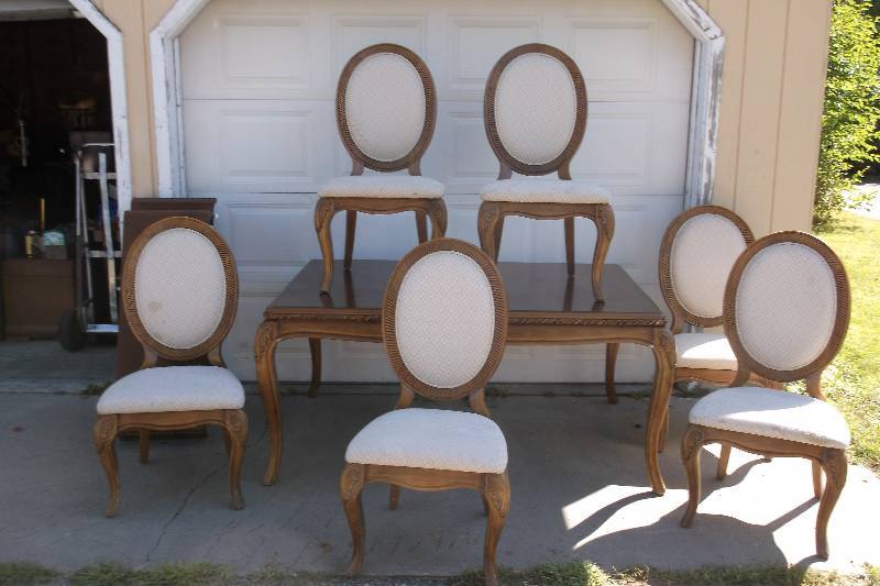 Dinning Room Table