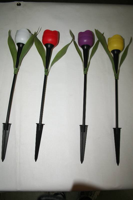 Tulip Solar Accent Lights- Set of 4