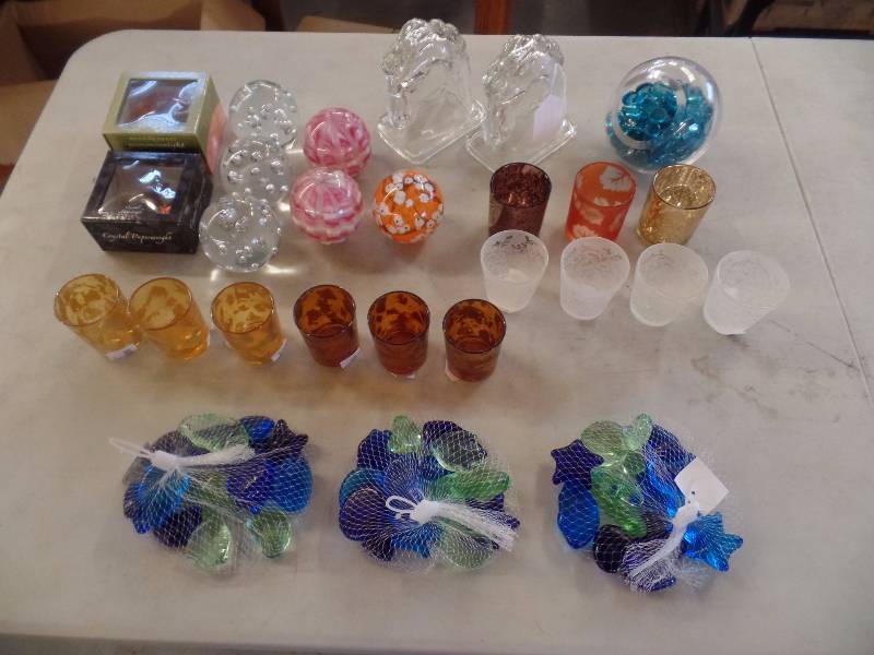 Decorative Glass Lot 1