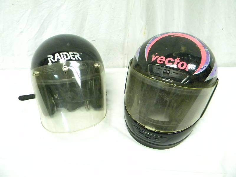 lot 18 image: Motorcycle Helmet Lot