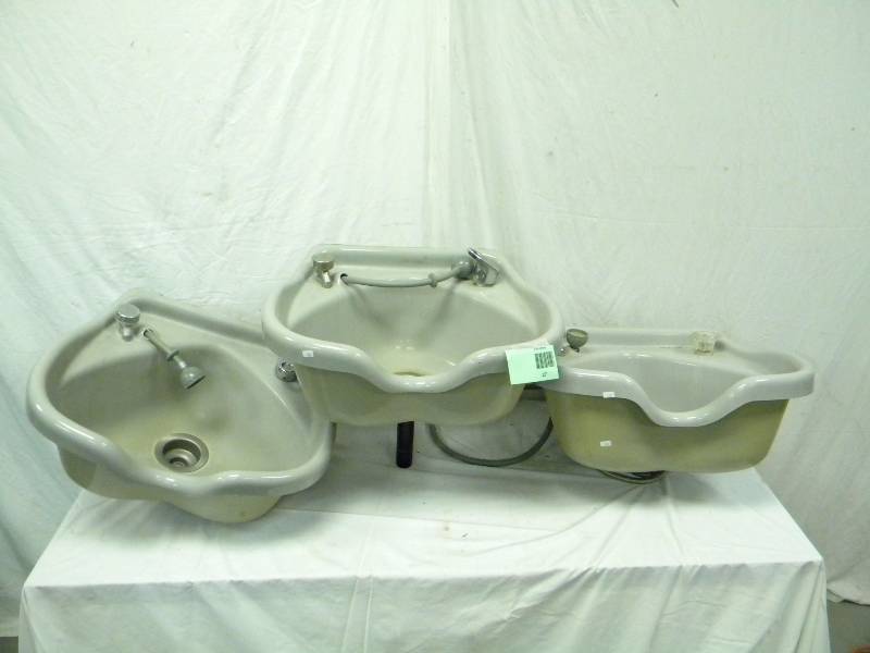 lot 27 image: Lot of 3 Shampoo Bowls