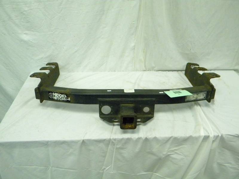 lot 32 image: Hidden Hitch