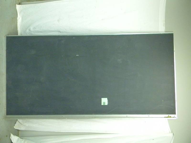 lot 73 image: Classroom Chalkboard