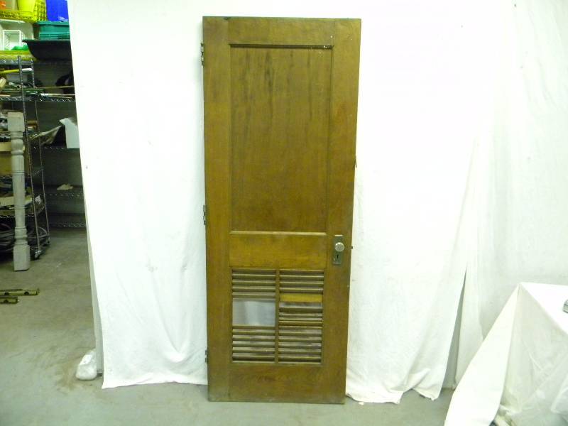 lot 54 image: Wood Door