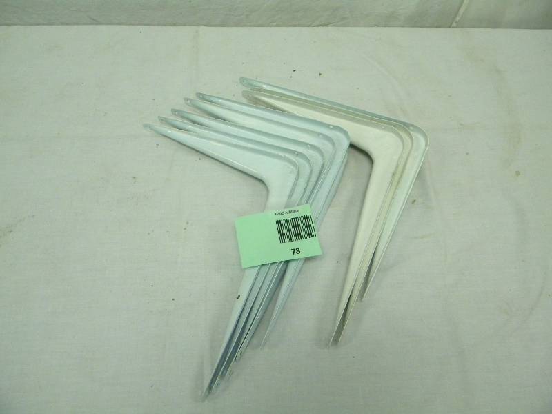 lot 78 image: Lot of 8 Shelf Brackets