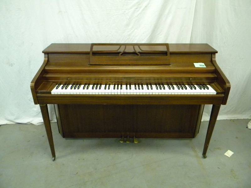 lot 82 image: Whitney Piano