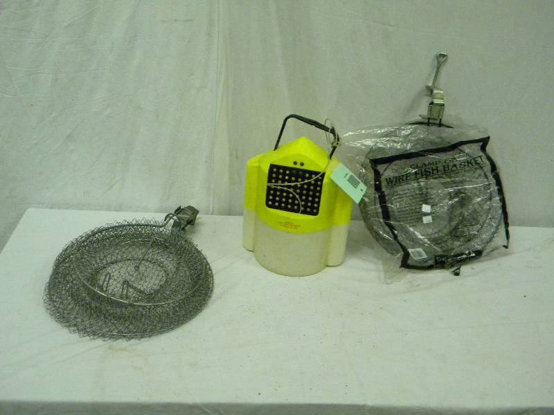 lot 98 image: Fishing Lot