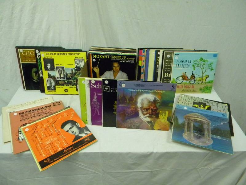 lot 109 image: Record Lot