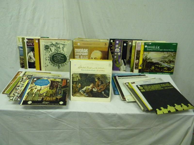 lot 110 image: Record Lot