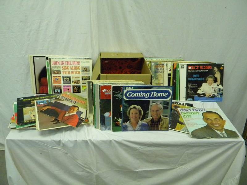 lot 119 image: Record Lot