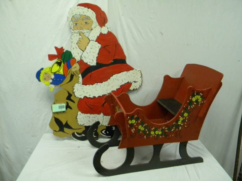 lot 123 image: Santa and Sleigh lot