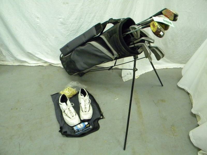 lot 125 image: Golf Clubs and Bag Lot