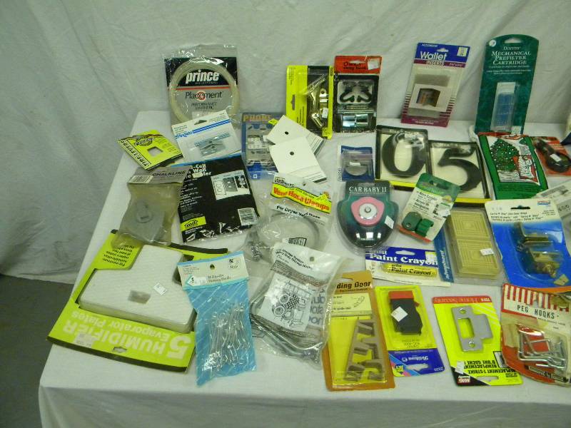 lot 180 image: Hardware Lot