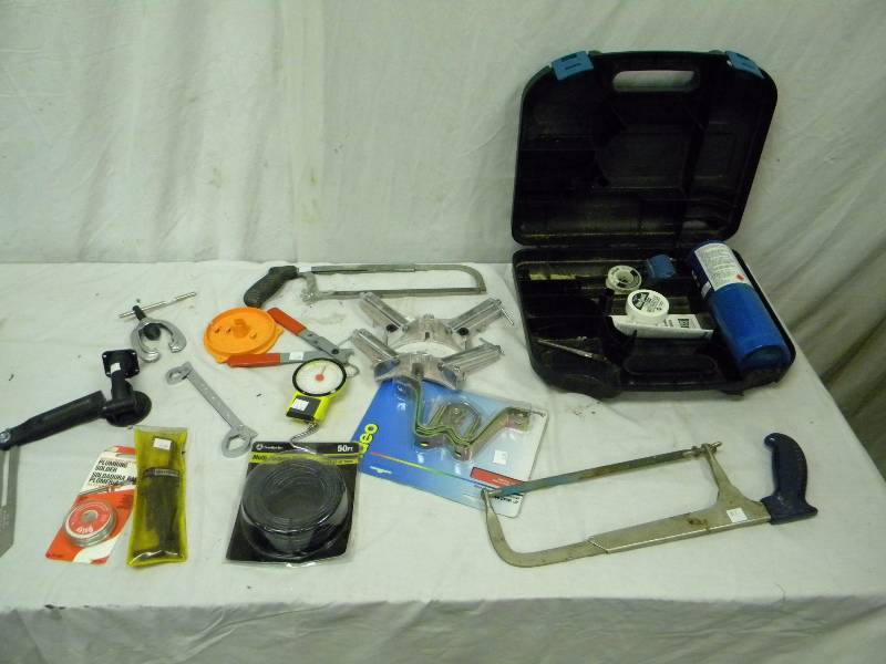 lot 227 image: Hardware Lot