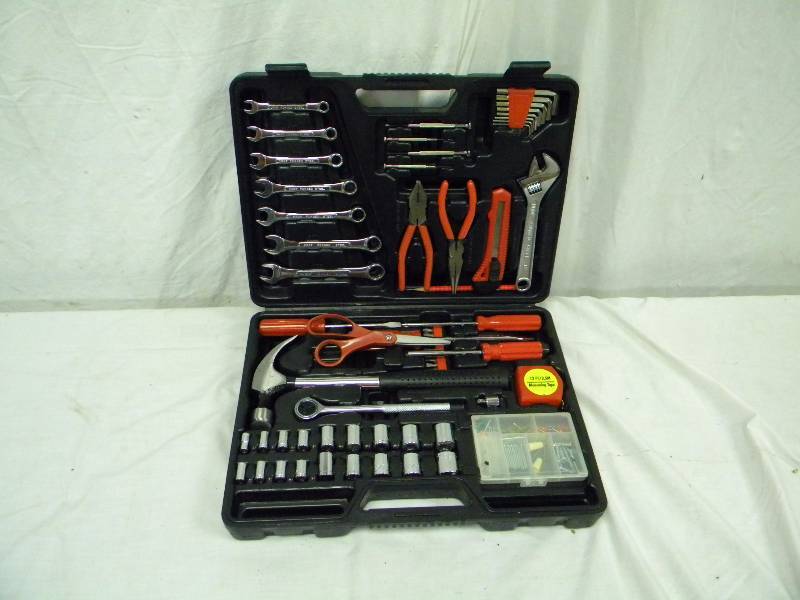 lot 248 image: Home Repair Tools