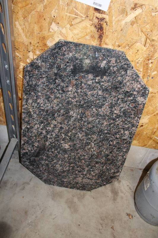 lot 34 image: Marble Slab 20.25 x 29.25 x 1.25 Width.